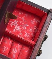 Kínai ékszertartó mini szekrény, fa-jáde, hiányos, réz szerelékekkel,14x10,5 cm, m:18 cm