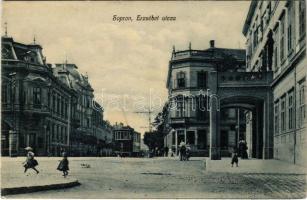Sopron, Erzsébet utca, villamos