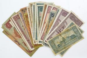 30db-os vegyes Pengő bankjegyből álló tétel T:III,III- közte szép papír