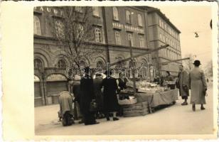 Wien, Vienna, Bécs; Städt. Volksküche / street view, market, kitchen. photo (EK)