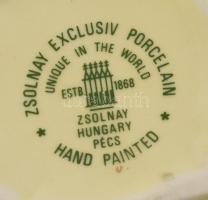 Zsolnay pillangó mintás bonbonniere. Kézzel festett, jelzett, hibátlan. 10x10 cm