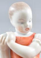 Herendi kutyás lány. Kézzel festett, jelzett, hibátlan. m: 22 cm