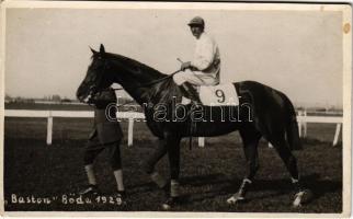 1929 Budapest IV. Káposztásmegyer, lóverseny, Baston nevű ló Böde jockeyval / Hungarian horse race. Faragó (Újpest) photo (fl)