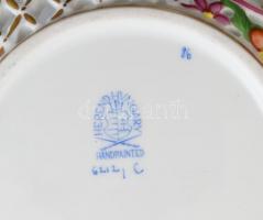 Herendi szamócás áttört nagy bonbonier, kézzel festett, jelzett, hibátlan, d: 14 cm, m: 15 cm