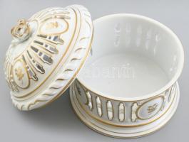 Herendi porcelán monumentális, áttört bonbonier, aranyozott díszítéssel kézzel festett jelzett, rózs...