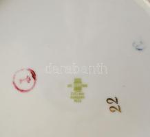 Zsolnay Pompadour mintás 12 személyes étkészlet (a szószos tál hiányzik), + hozzá 6 személyes mokkás...