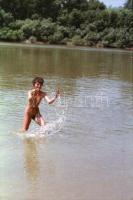 Naturista kemping és főzőcske valahol Magyarországon 18 db negatív