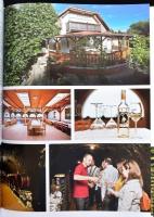 Egyed József - Lebedy János: Szigetvár album. Magyar, horvát, török nyelven. DEDIKÁLT példány. hn, 2...