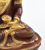 Ülő Buddha bronz szobor, kopásnyomokkal, m: 19,5 cm