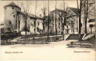 Besztercebánya, Banská Bystrica; Mátyás király tér és vár. Walther Adolf és Társai kiadása / square, castle