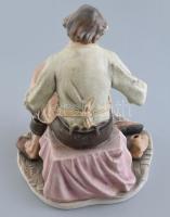 Poema Artistic Cluj Napoca (Kolozsvár) , Cipész, festett, román biszkvit porcelán, jelzett, hibátlan...