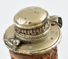 Díszes tajtékpipa fej kos motívummal, faragott fa, XIX. sz., ezüst (Ag) szerelékkel, jelzett, PA mes...