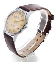 Onsa mechanikus, barna bőrszíjas férfi karóra, csavaros hátlappal, korának megfelelő állapotban. d: ...