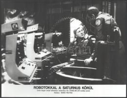 cca 1980 ,,Robotokkal a Saturnus körül" című szovjet tudományos - fantasztikus film jelenetei é...