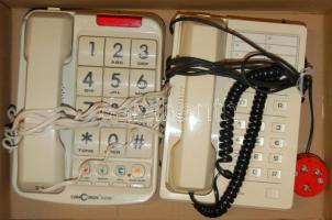 2db régi nyomógombos telefonkészülék a 90-es évekből