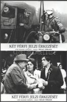 1975 ,,Két férfi jelzi érkezését" című csehszlovák film jelenetei és szereplői, 13 db vintage produkciós filmfotó, ezüst zselatinos fotópapíron, 18x24 cm