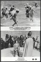 cca 1985 előtt készült külföldi filmek egy-egy jelenete, 13 db vintage produkciós filmfotó, ezüst zselatinos fotópapíron, kisebb - a használatból eredő - hibákkal, 18x24 cm, vagy ehhez közeli méretekben (+ - 9 mm)