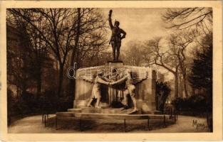 1928 Paris, The Monument of the American voluntaries killed for France. A work by J. Boucher, sculptor, and V. Lesage and Miltgen, architects (EK)
