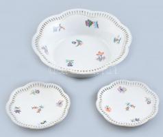 3 db Bavaria Schumann Arzberg áttört szélű, virágmintás porcelán tányér, matricás, jelzett, kopásnyomokkal, d: 10-17 cm