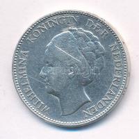 Hollandia 1930. 1G Ag I. Vilma T:2- kis ph, karc Netherlands 1930. 1 Gulden Ag Wilhelmina C:VF small edge error, scratch Krause KM#161.1