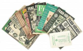 cca 1960-1980 12 db Fradi, FTC témájú újság + Az FTC tavaszi bajnoki mérkőzései nyomtatvány, rajta tollal a mérkőzések eredményei