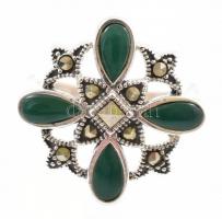 Ezüst(Ag) gyűrű markazittal és zöld kővel, jelzett, méret: 54, bruttó: 7,4 g