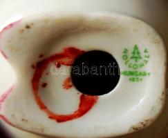 Hollóházi porcelán nyuszi (12cm magas)