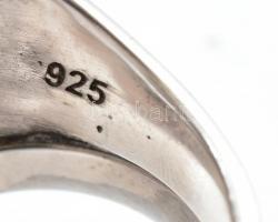 Ezüst(Ag) virágos gyűrű gyöngy díszítéssel, jelzett, méret: 50, bruttó: 11,1 g