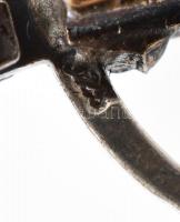 Ezüst(Ag) fülbevalópár rubinnal, jelzett, h: 4 cm, bruttó: 17 g