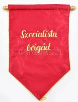 Szocialista Brigád asztali zászló, 38×24 cm