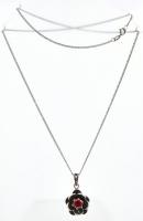 Ezüst(Ag) nyaklánc piros köves virágos medállal, jelzett, h: 50 cm, bruttó: 6,2 g