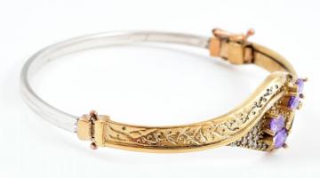 Aranyozott ezüst(Ag) karperec, kövekkel gazdagon kirakva, jelzett, bruttó: 15,4 g