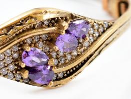 Aranyozott ezüst(Ag) karperec, kövekkel gazdagon kirakva, jelzett, bruttó: 15,4 g