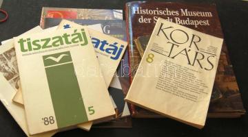 10db irodalmi, régészeti, művésztörténeti folyóirat illetve egy képes album Budapest történeti múzeumairól német nyelven