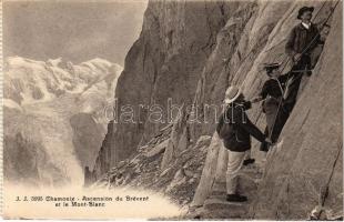Chamonix, Ascension du Brévent et le Mont-Blanc / winter sport, hiking