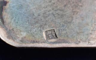 Ezüst (Ag) ovális asztali képkeret. Jelzett, kopottas állapotban, nettó: 37,1 g, külső méret: 10x8 c...