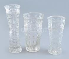 3 db üveg váza, az egyiken csorbával, m: 18,5-24 cm