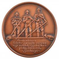 1988. "Túrkeve - 40 éves a Vörös Csillag Termelőszövetkezet / SZAKADOZVA FELETTE GYENGÉK VAGYUN...