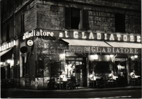 Roma, Rome; Ristorante Al Gladiatore / restaurant at night
