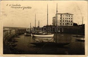 1942 Constanta, Debarcaderul yachtelor / yacht dock (small tear)