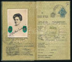 1937 Bp., Magyar Királyság által kiállított fényképes útlevél / Hungarian passport