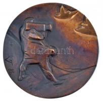 Vígh Tamás (1926-2010) 1986. "A Szocialista Televízióért" kétoldalas öntött Br érdemérem (91mm) T:1- patina