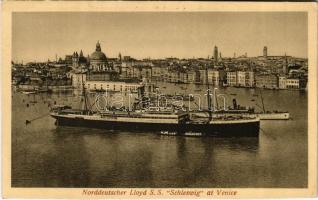 Norddeutscher Lloyd SS Schleswig at Venice (vágott / cut)