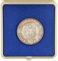 Ausztria 1966. "I. Ferdinánd" jelzett Ag emlékveret az 1527-es Pfunder (12kr) mintájára, d...