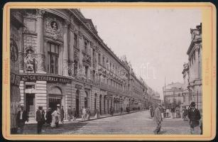 cca 1900 Bukarest, Strada Lipscani, keményhátú fotó, 10,5×16,5 cm / Bucuresti vintage photo