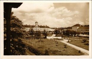 Sepsiszentgyörgy, Sfantu Gheorghe; Szabadság tér, Bíróság / square, park, court