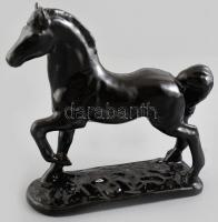Gál Béla: Fekete ló. Kerámia, jelzett, apró kopásokkkal, m: 20 cm