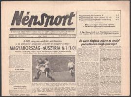 1955 Népsport október 17-i száma, benne tudósítás a 100. magyar-osztrák labdarúgó mérkőzésről, az Aranycsapat tagjaival