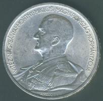 1939. 5P Ag "Horthy balra" T:2 kis ph