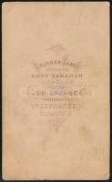 cca 1870 Házaspár portréja, Lojanek János nagyváradi műterméből, keményhátú fotó, egyik sarkán kis t...